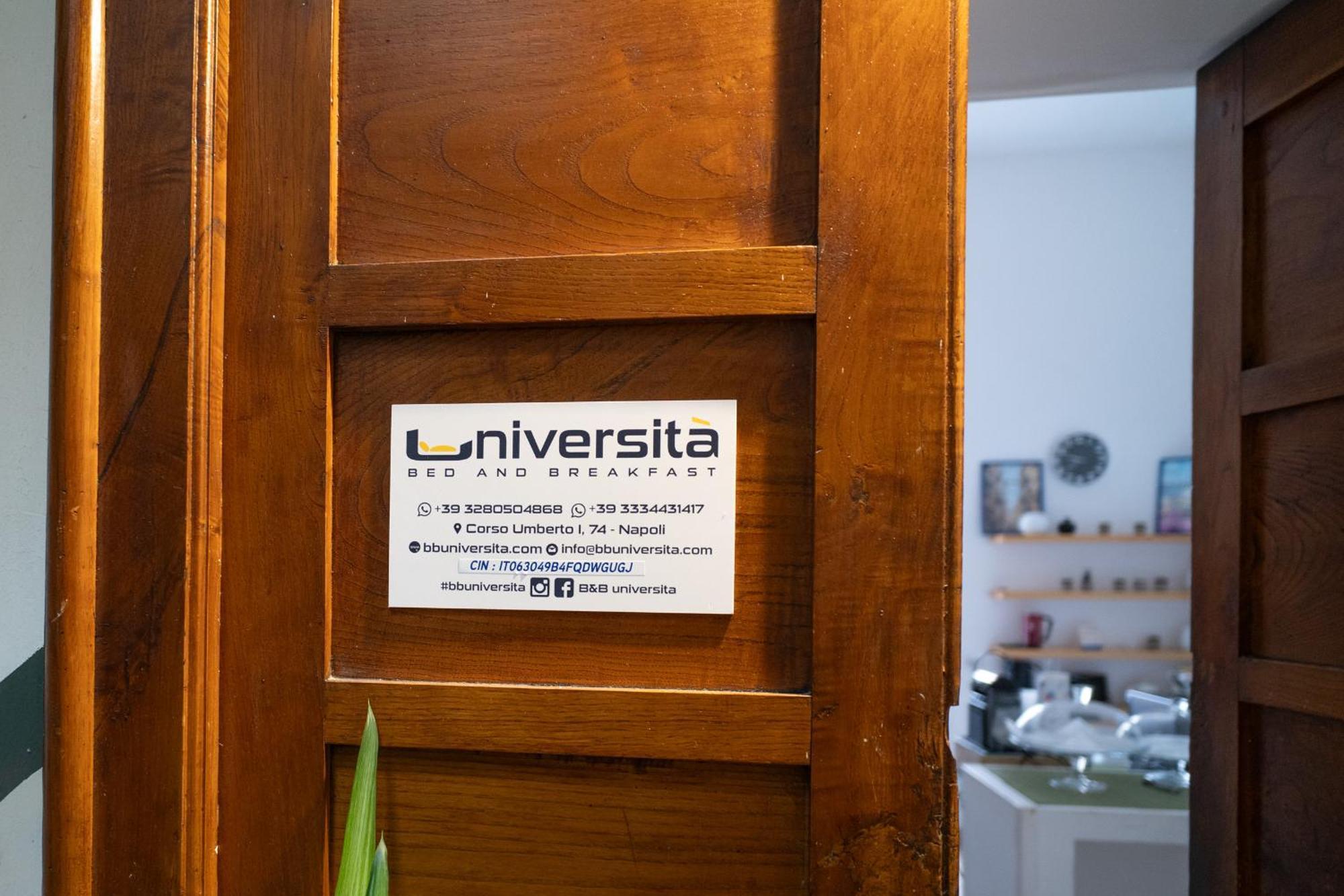 B&B Universita 나폴리 외부 사진