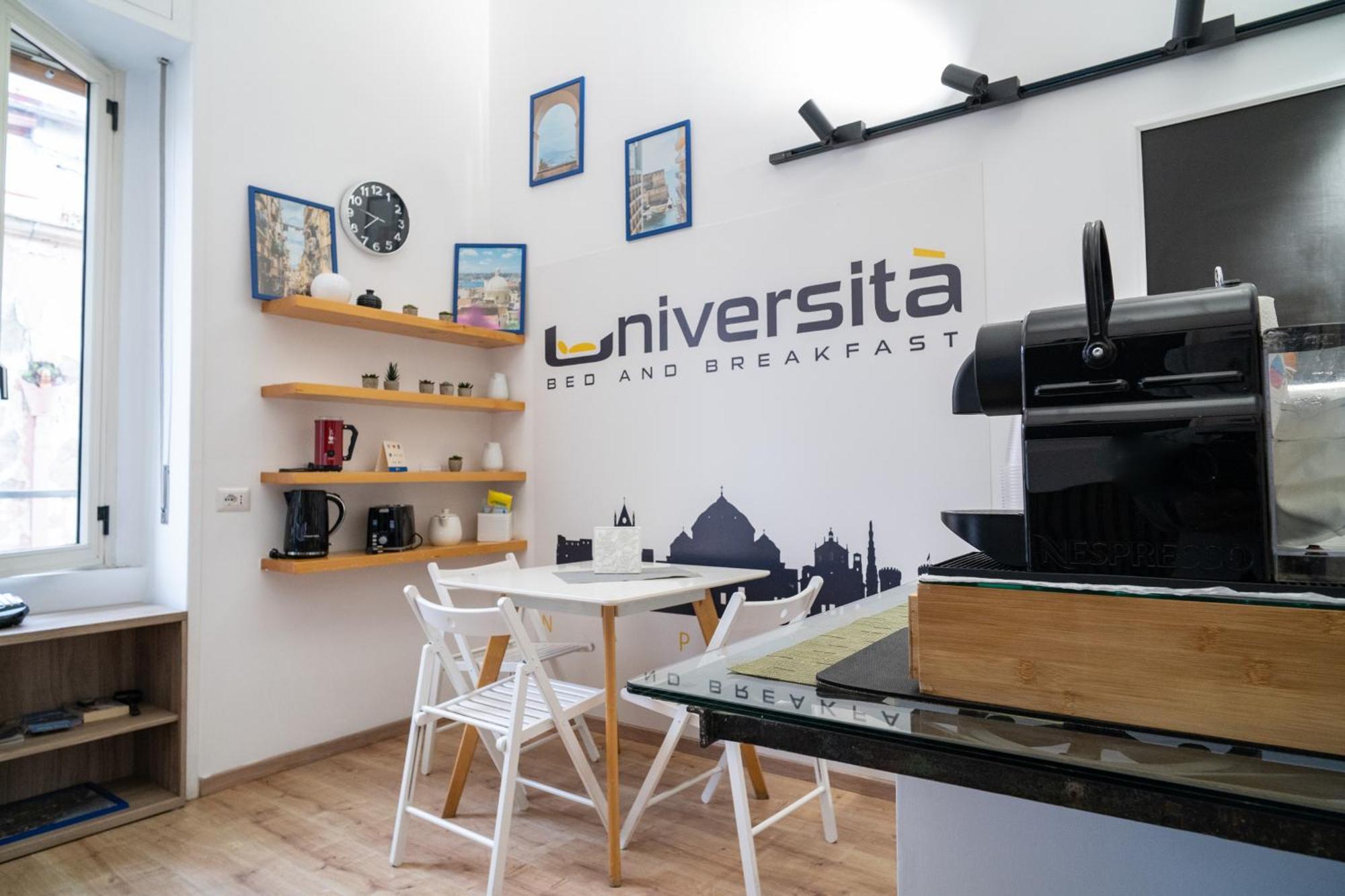 B&B Universita 나폴리 외부 사진