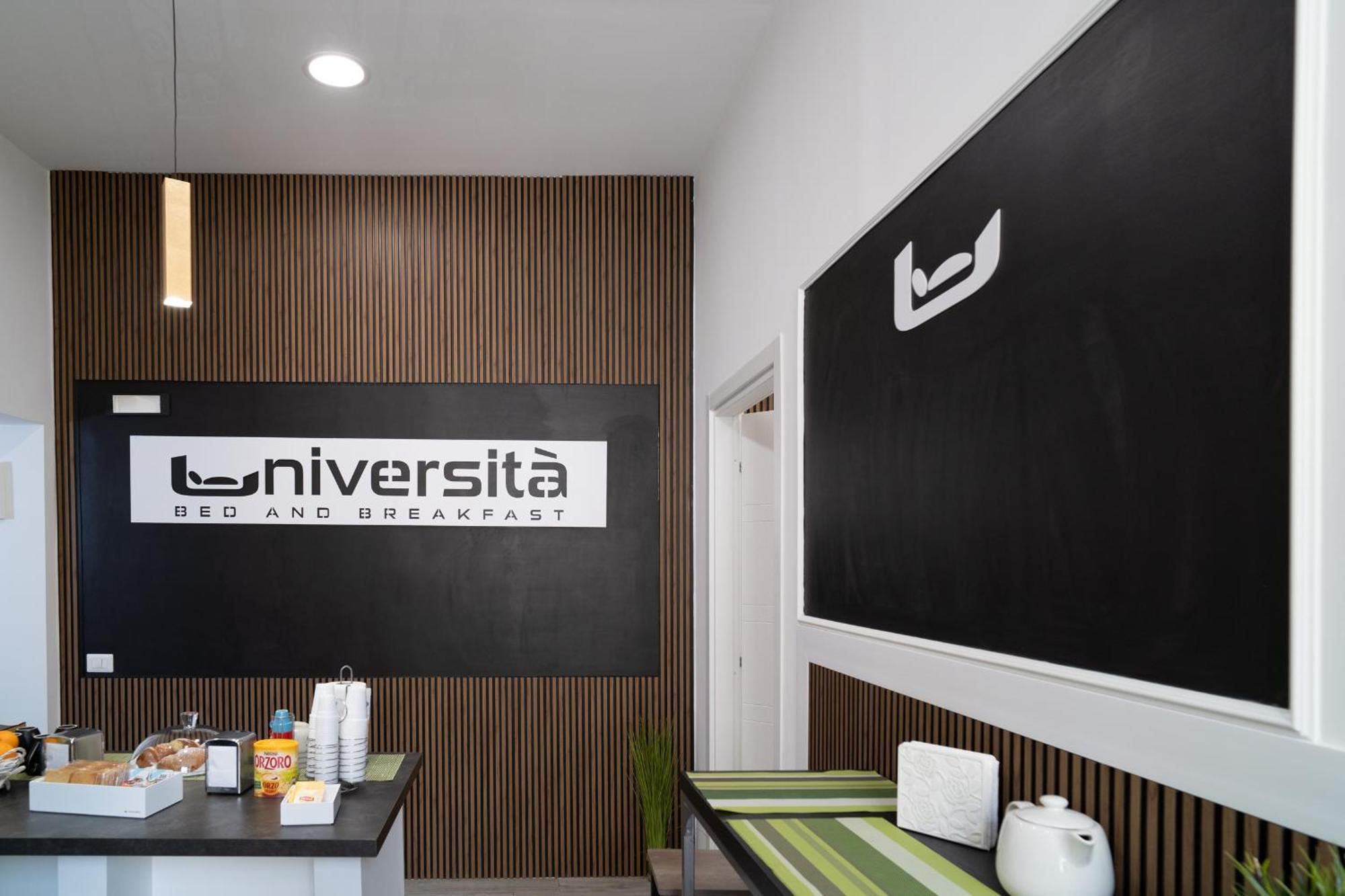 B&B Universita 나폴리 외부 사진